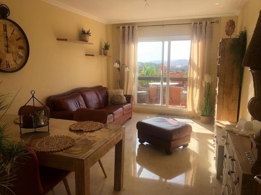 Schoenes Penthouse Mit Meerblick Pura Vida Bahia de Casares Luaran gambar